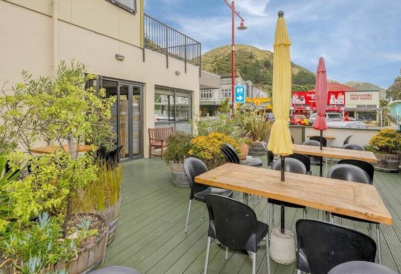 هتل Finns Paekakariki