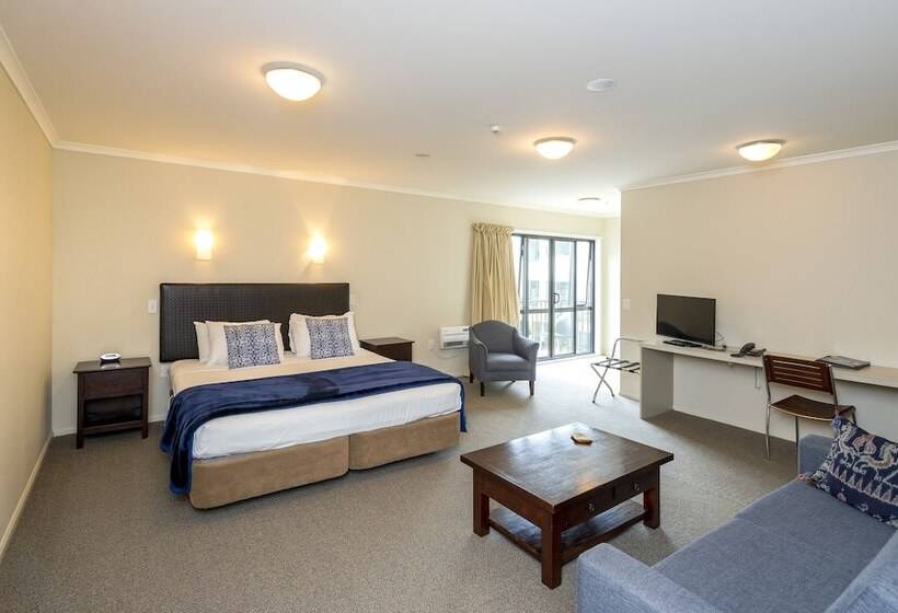 هتل Finns Paekakariki