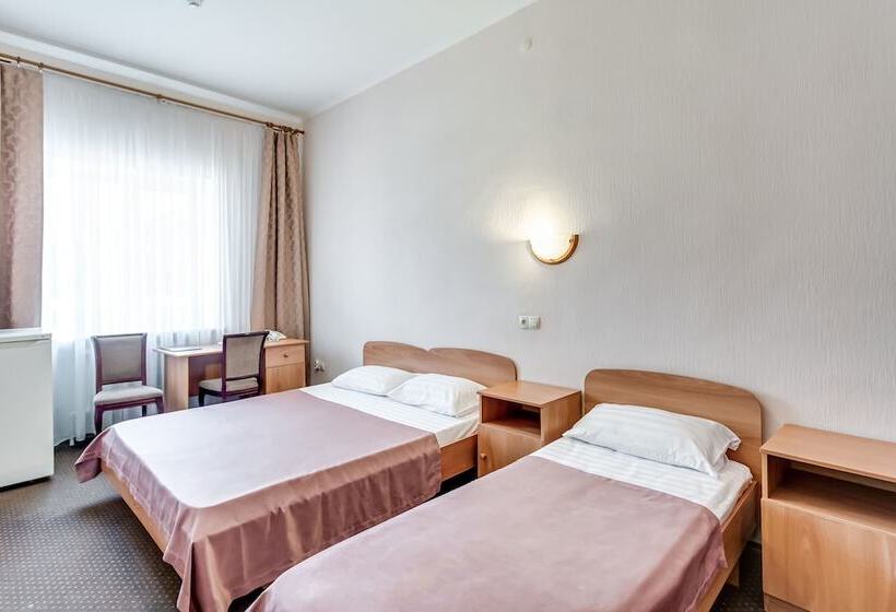 فندق Liner Platov