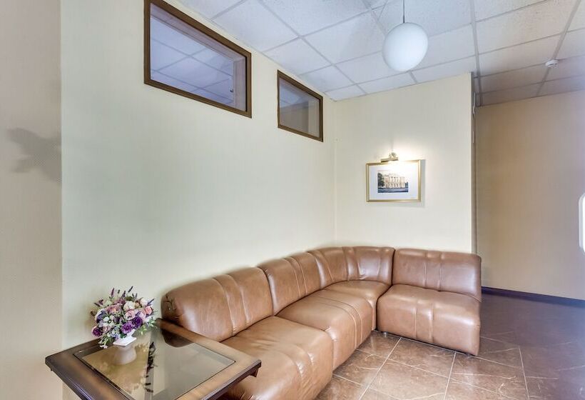 فندق Liner Platov