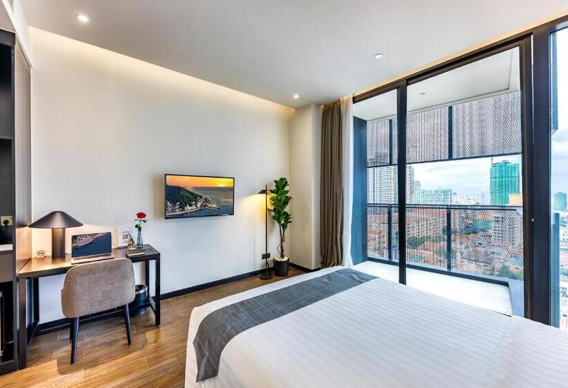 Luxcity Hotel & Apartment