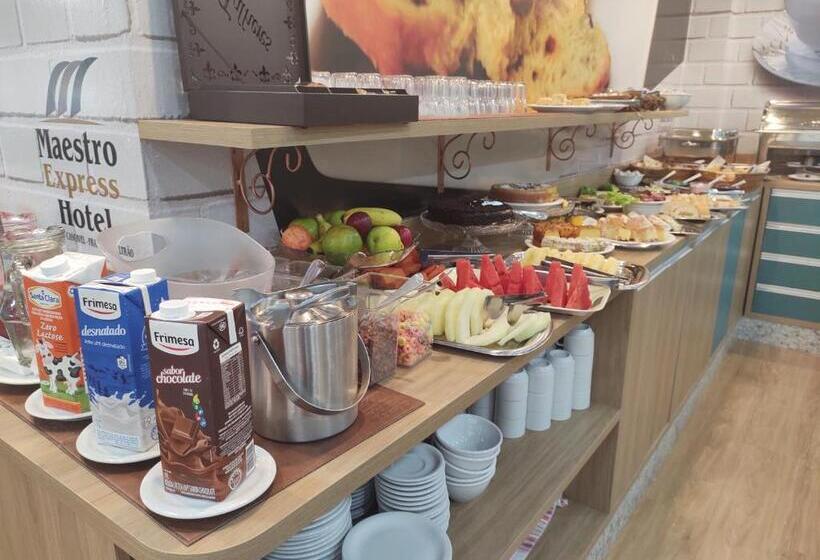 Отель Maestro Express