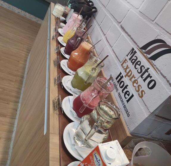 Отель Maestro Express