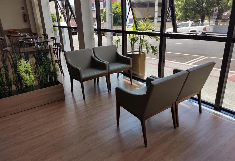 Отель Maestro Express