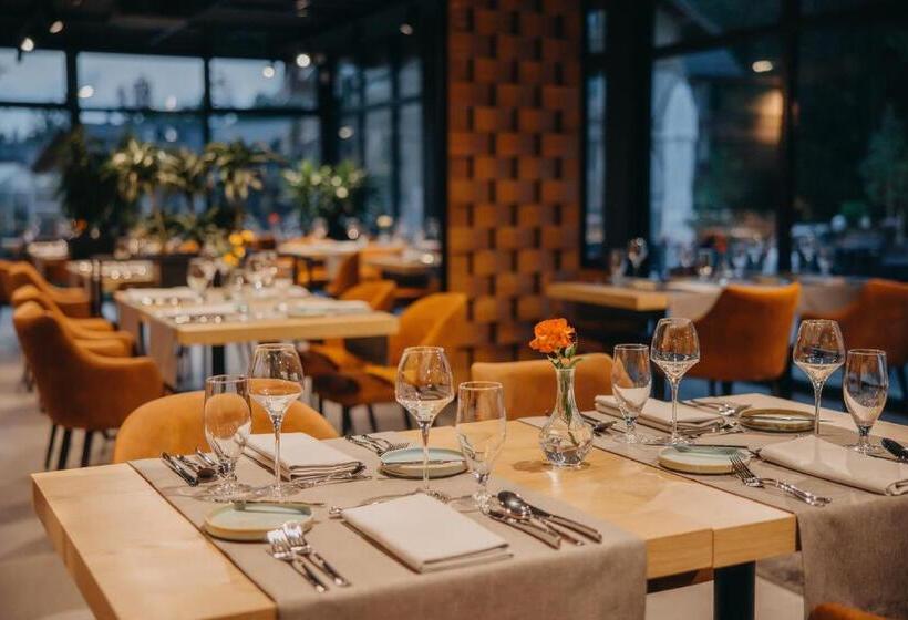 Platinum Mountain Hotel & Spa