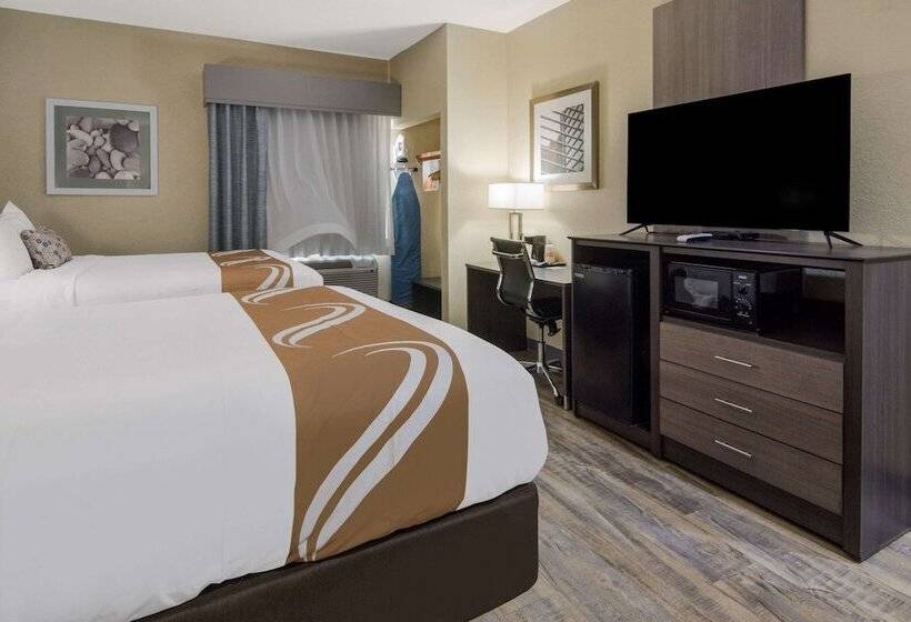 Отель Quality Inn & Suites Roanoke   Fort Worth North