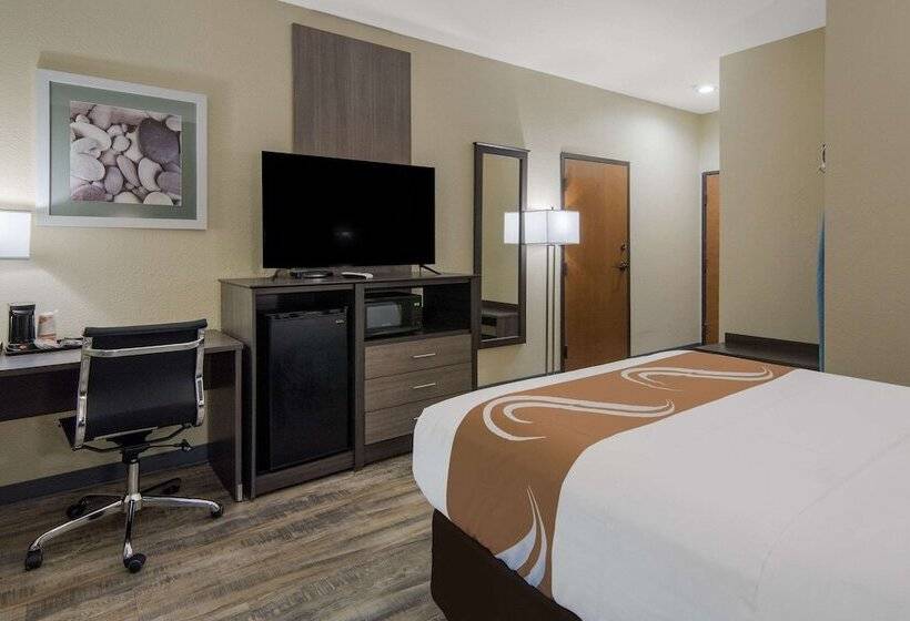 Отель Quality Inn & Suites Roanoke   Fort Worth North