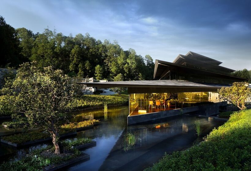 酒店 The Lost Stone