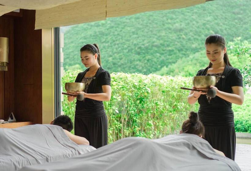 酒店 The Lost Stone