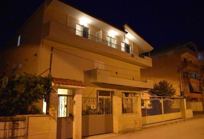 בית מלון כפרי Vila Nino