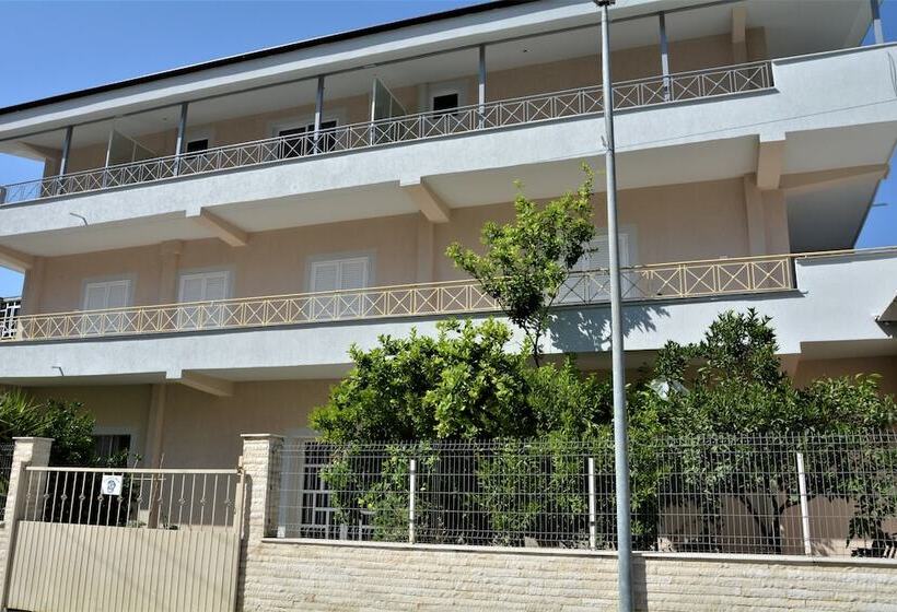 בית מלון כפרי Vila Nino