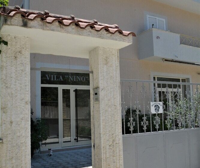 בית מלון כפרי Vila Nino