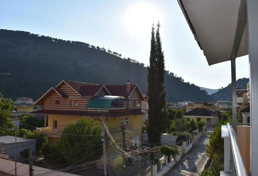 בית מלון כפרי Vila Nino