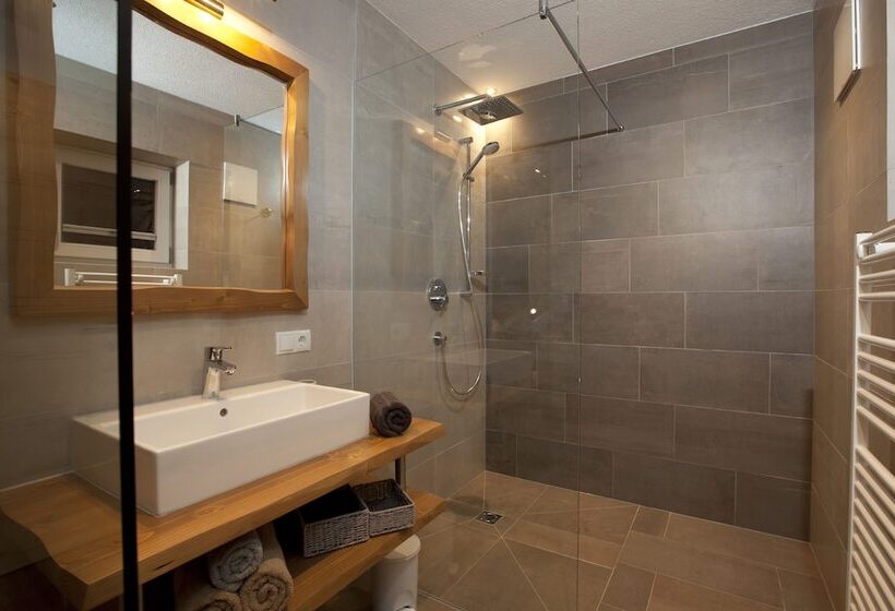 Palazi Apartments Und Spa