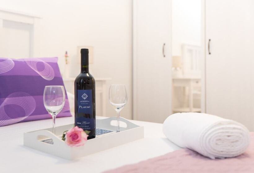 Pension Bishop S Palace