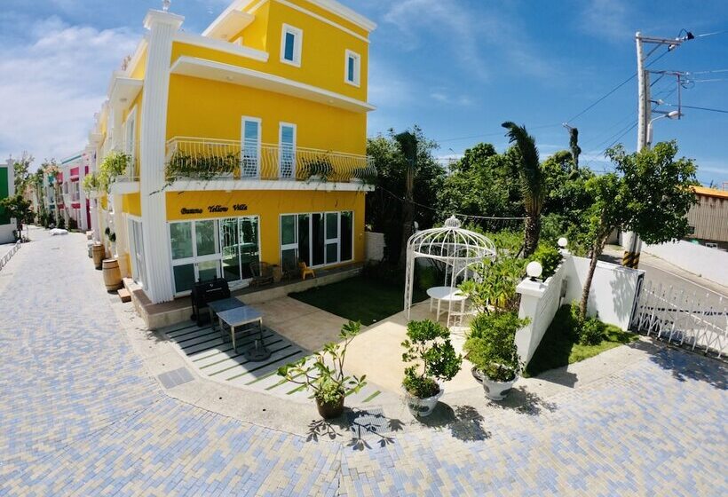 پانسیون Burano Yellow Villa