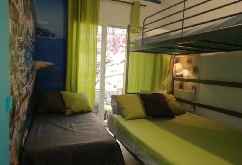 Пансион Habitacions Can Pau Guest House