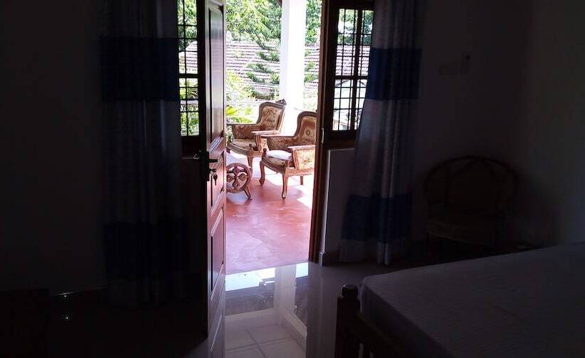 膳宿费 Senuri Home Stay