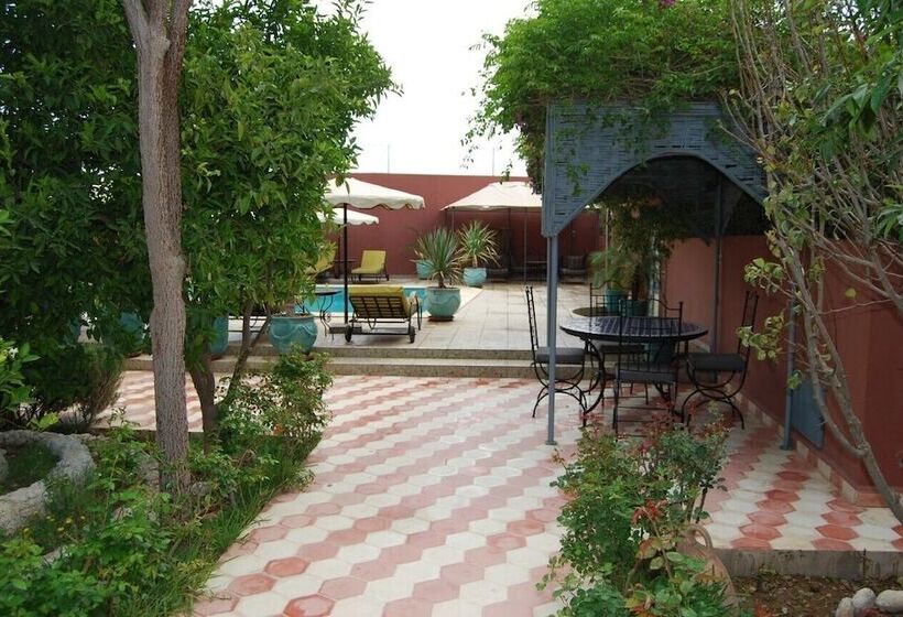 Riad Les Jardins Mabrouk