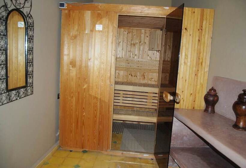 Riad Les Jardins Mabrouk