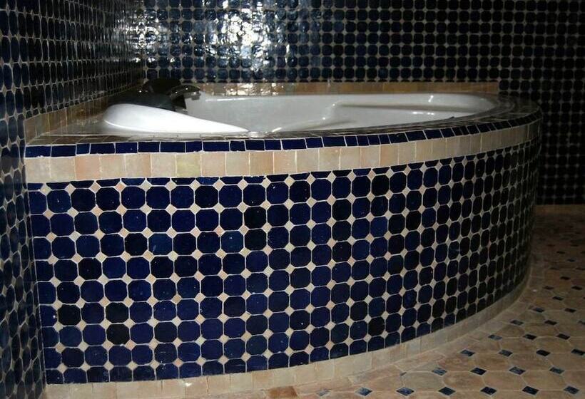 Riad Les Jardins Mabrouk