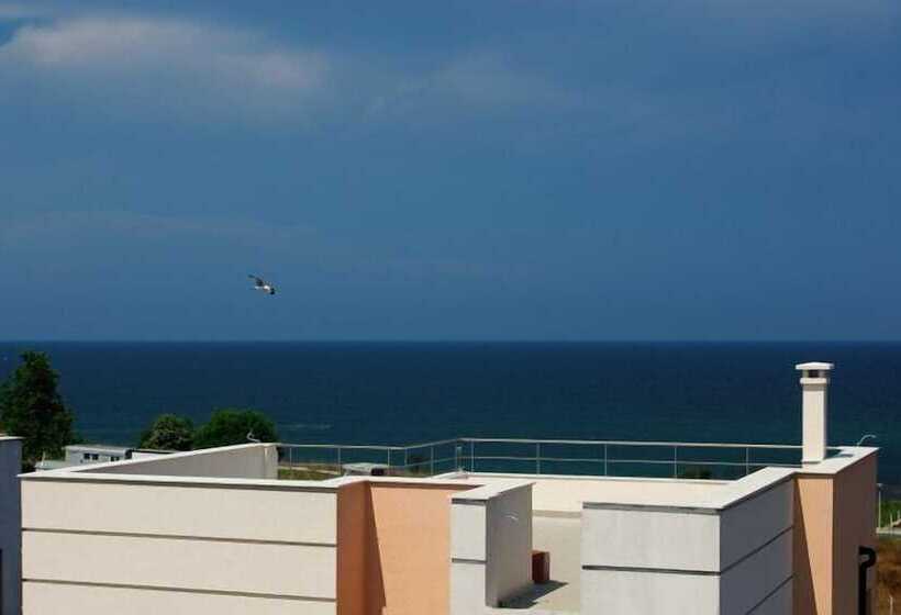 Seagarden Villa Resort