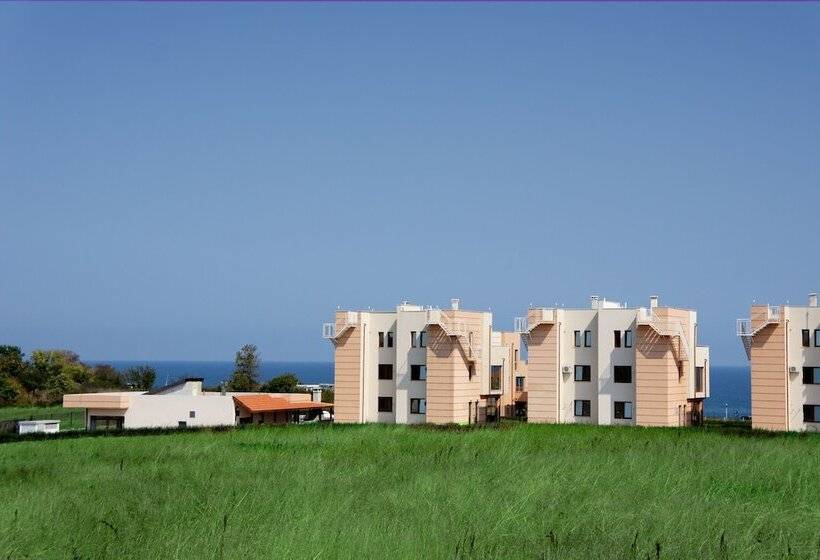 Seagarden Villa Resort