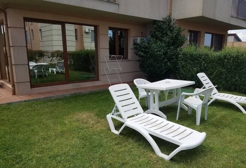 Seagarden Villa Resort