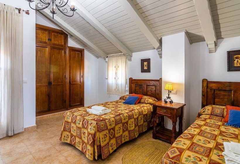 Villas Dehesa Roche Viejo