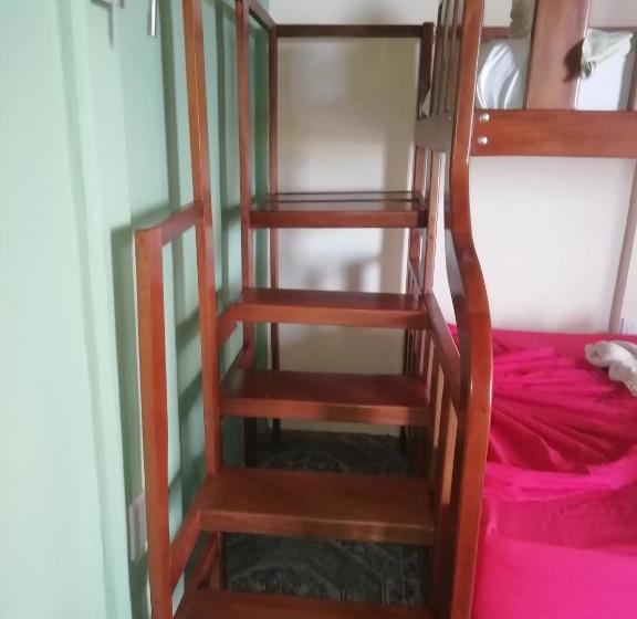 تختخواب و صبحانه Drake Bay Casita Sun Shine