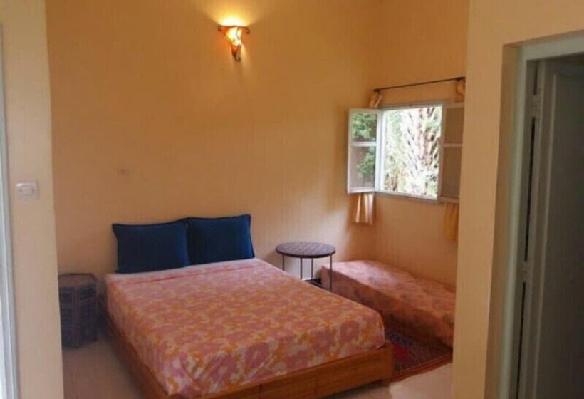 مبيت وإفطار Maison D Hotes Au Jardin De Tamnougalt