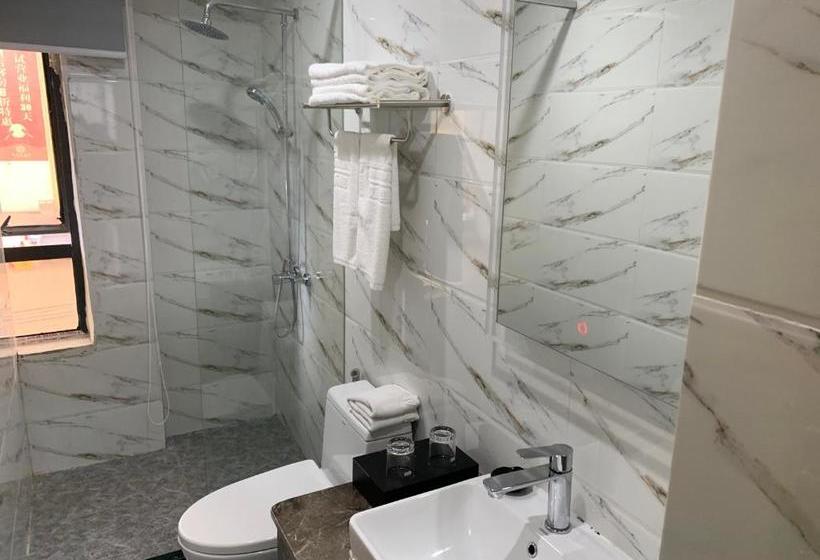 Отель Az. Aliya International