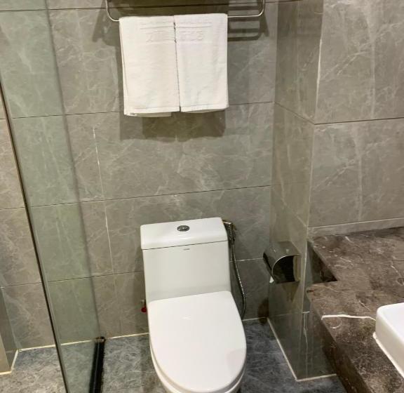 Отель Az. Aliya International