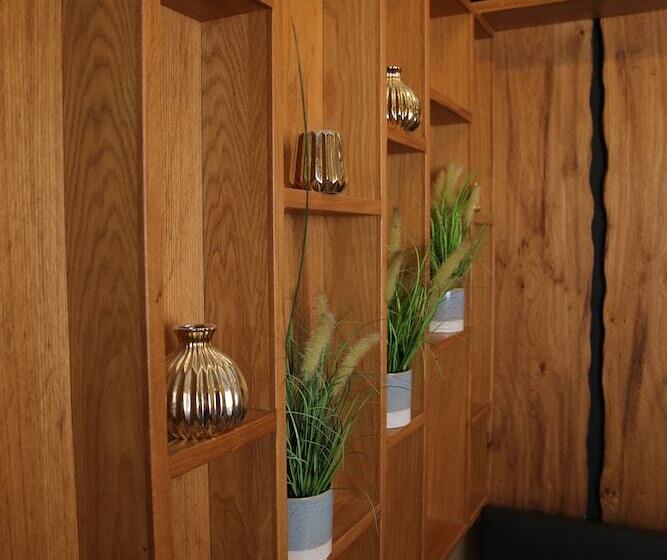 فندق Grand Corner