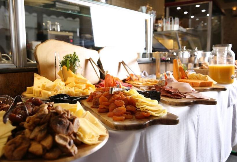 فندق Grand Corner