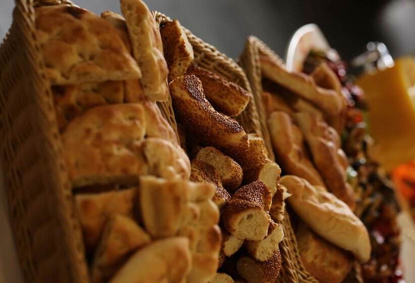 فندق Grand Corner