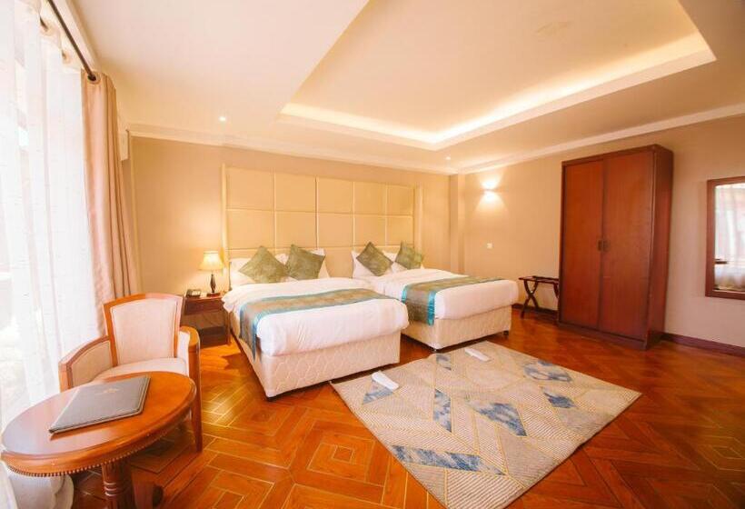 ホテル Mount Royal Villa