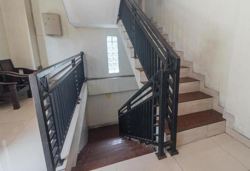 호텔 Oyo 1872 Sakinah Grand Soabali