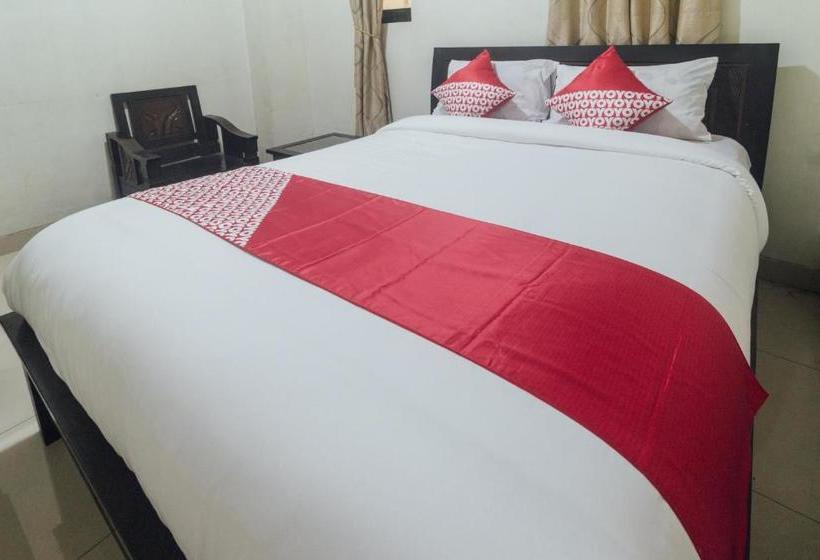 호텔 Oyo 1872 Sakinah Grand Soabali