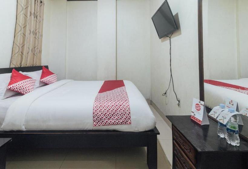 هتل Oyo 1872 Sakinah Grand Soabali