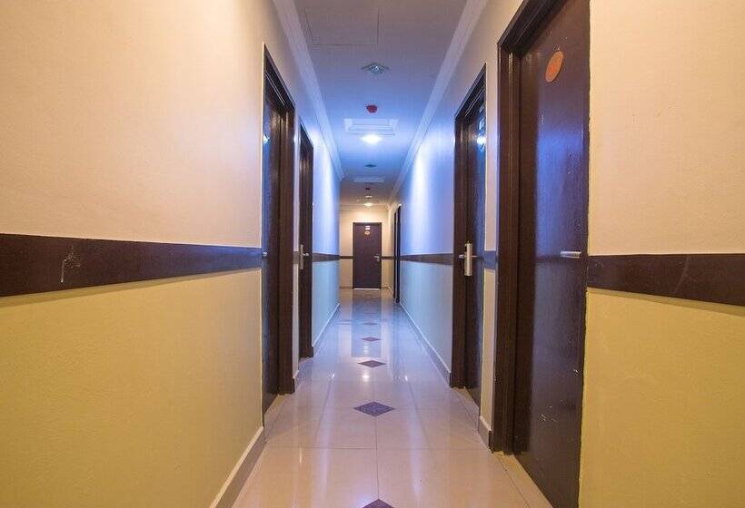 Отель Royals Star