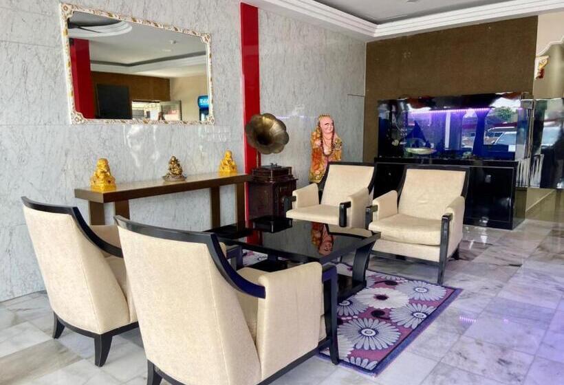 Отель Royals Star