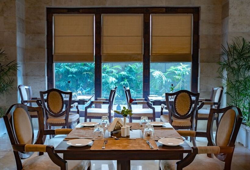 호텔 Seventh Square