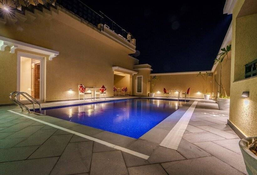 호텔 Seventh Square