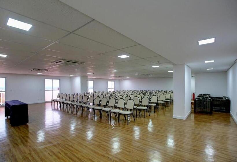 Advanced Hotel & Flats Cuiabá