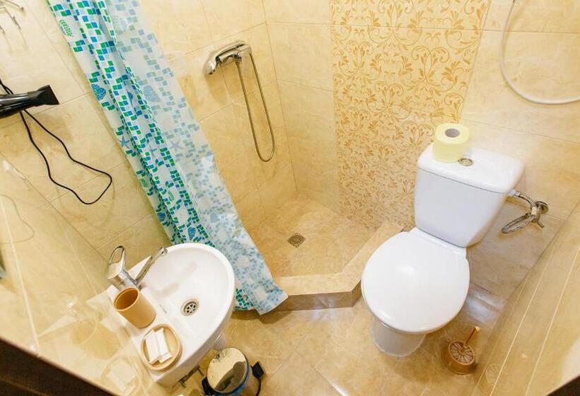 هاستل Villa Zhanna