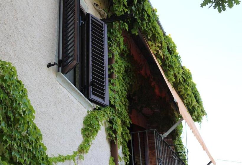 مبيت وإفطار Casale Santilli