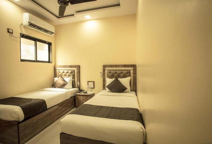 호텔 Apsara Near Jj Hospital