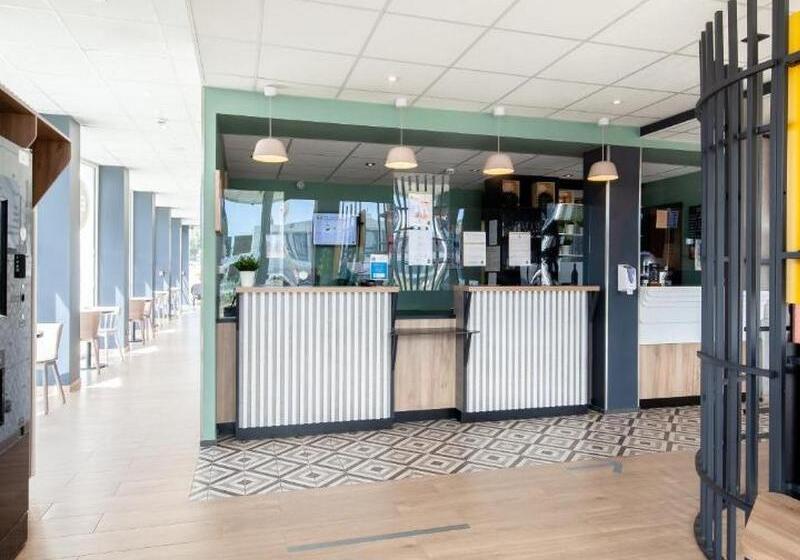 B&b Hotel Massy Gare Tgv