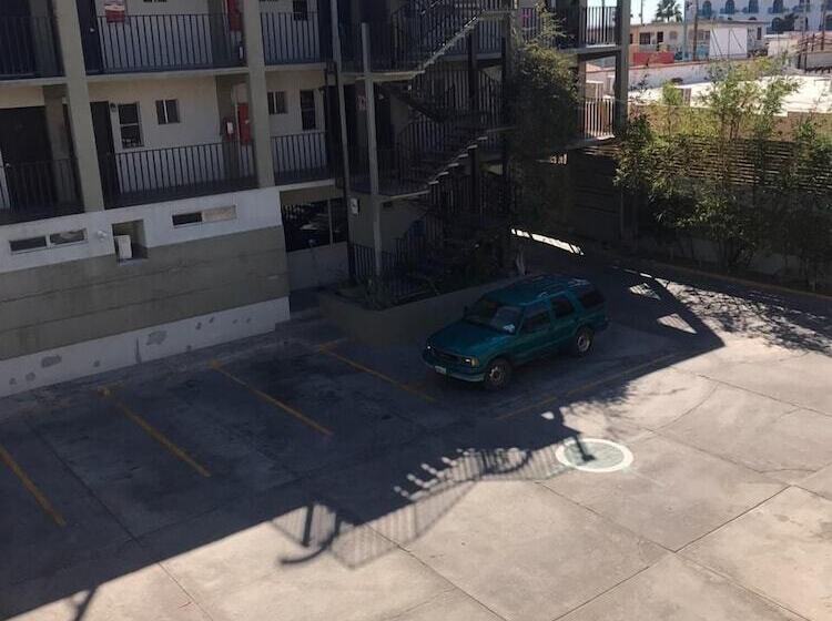 בית מלון כפרי Chapala